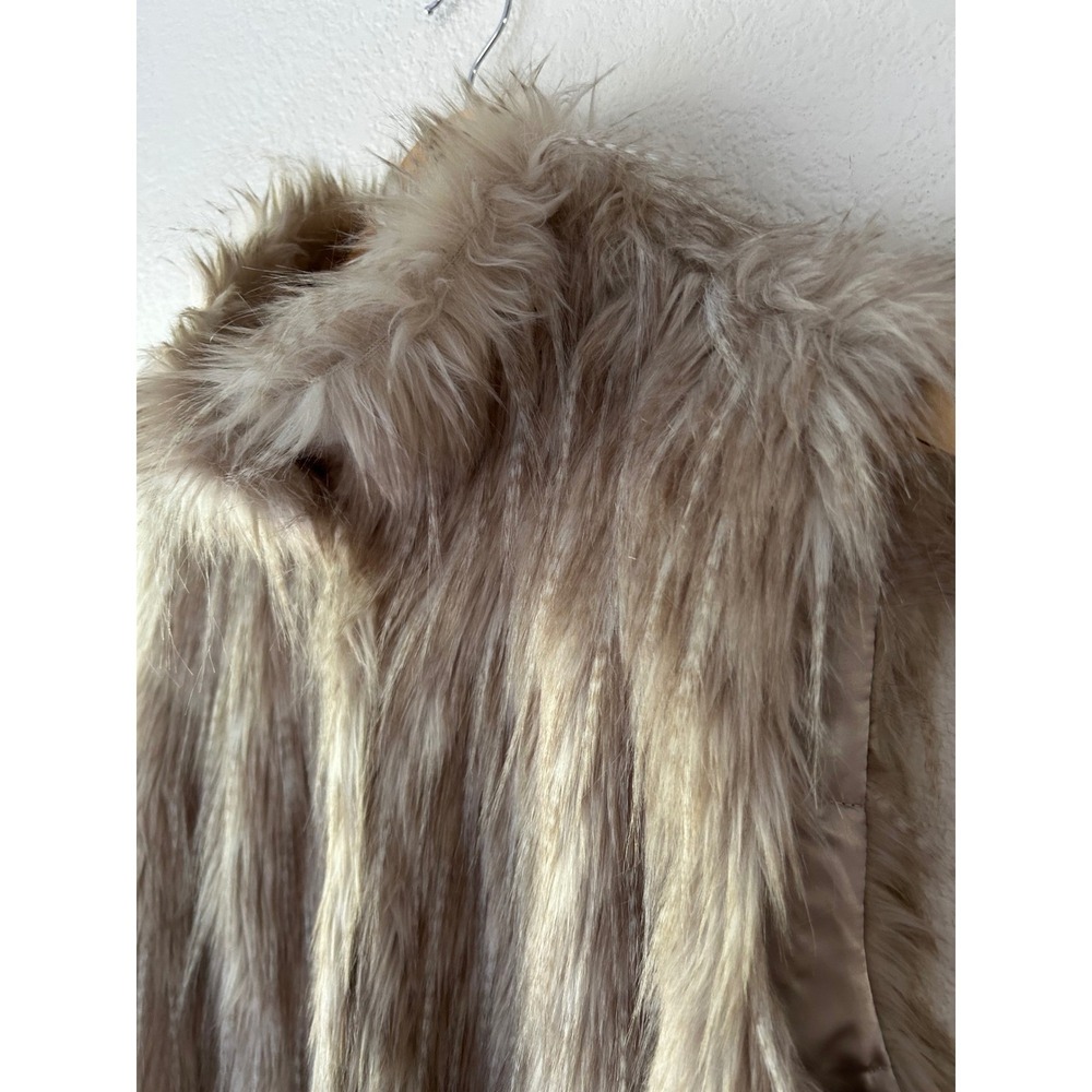 Aspen Collection Faux Fur Bridal Vest | Winter Bride | Taupe Ivory